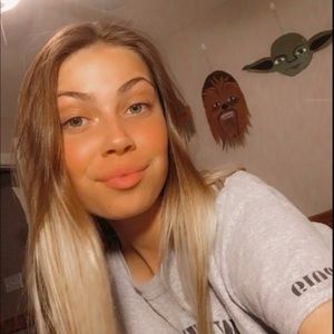 Meet your Posher, Ali